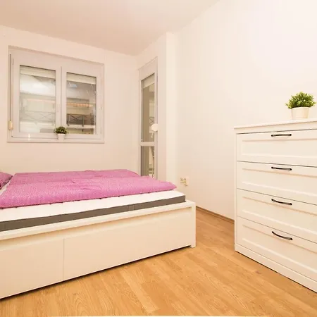 Appartement 327 - Balaton-parti 2 Szobas Apartman