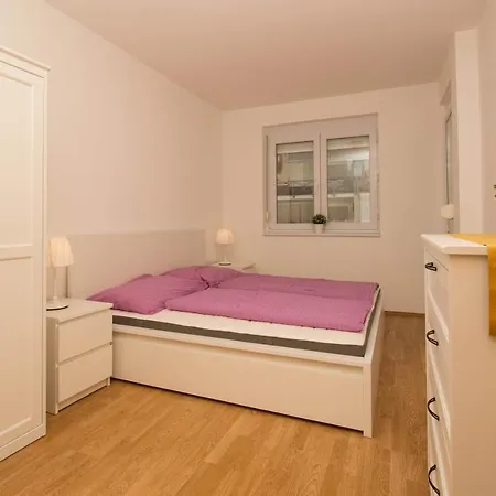 Appartement 327 - Balaton-parti 2 Szobas Apartman